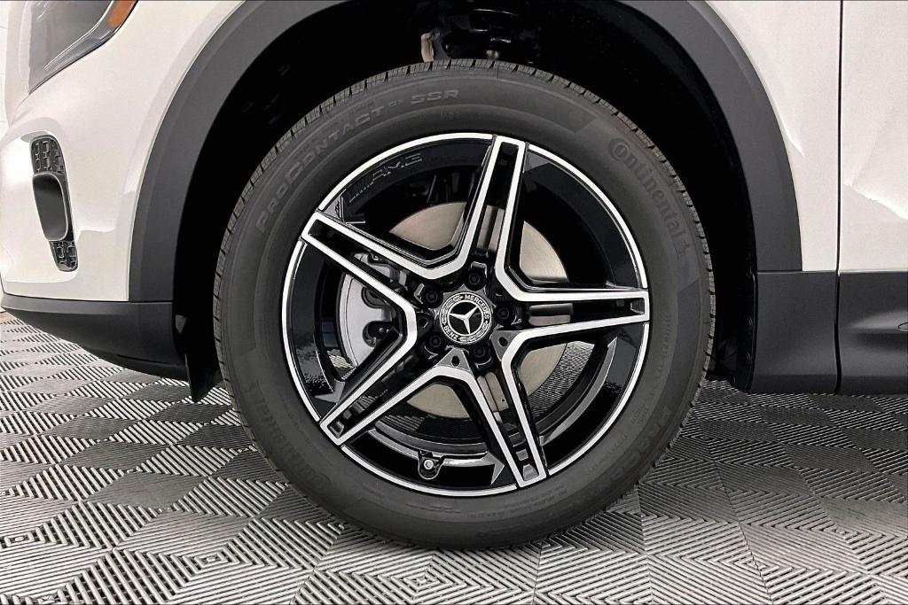 new 2026 Mercedes-Benz GLB 250 car, priced at $46,235