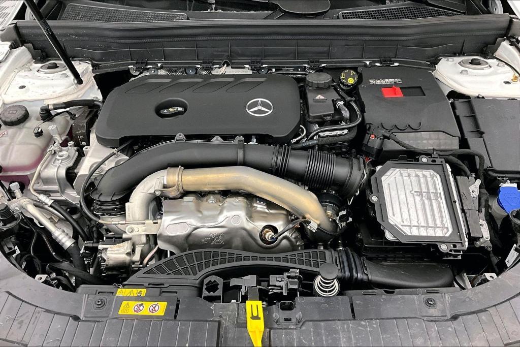 new 2026 Mercedes-Benz GLB 250 car, priced at $46,235