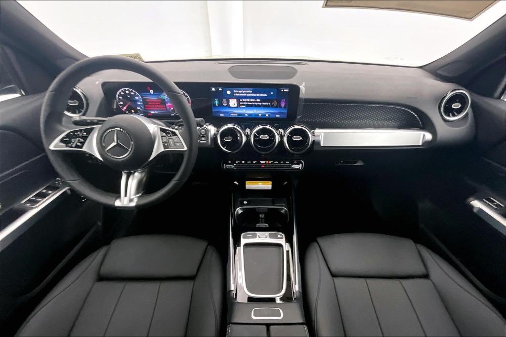 new 2026 Mercedes-Benz GLB 250 car, priced at $48,485