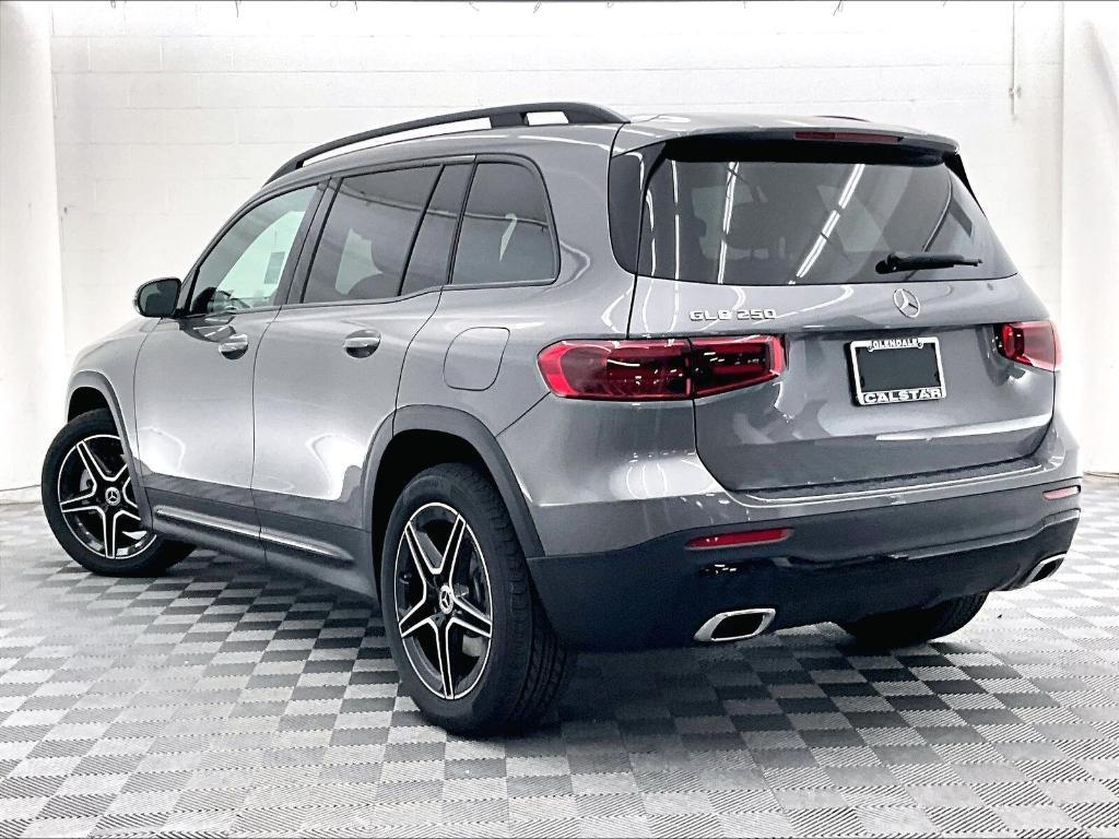 new 2026 Mercedes-Benz GLB 250 car, priced at $48,485