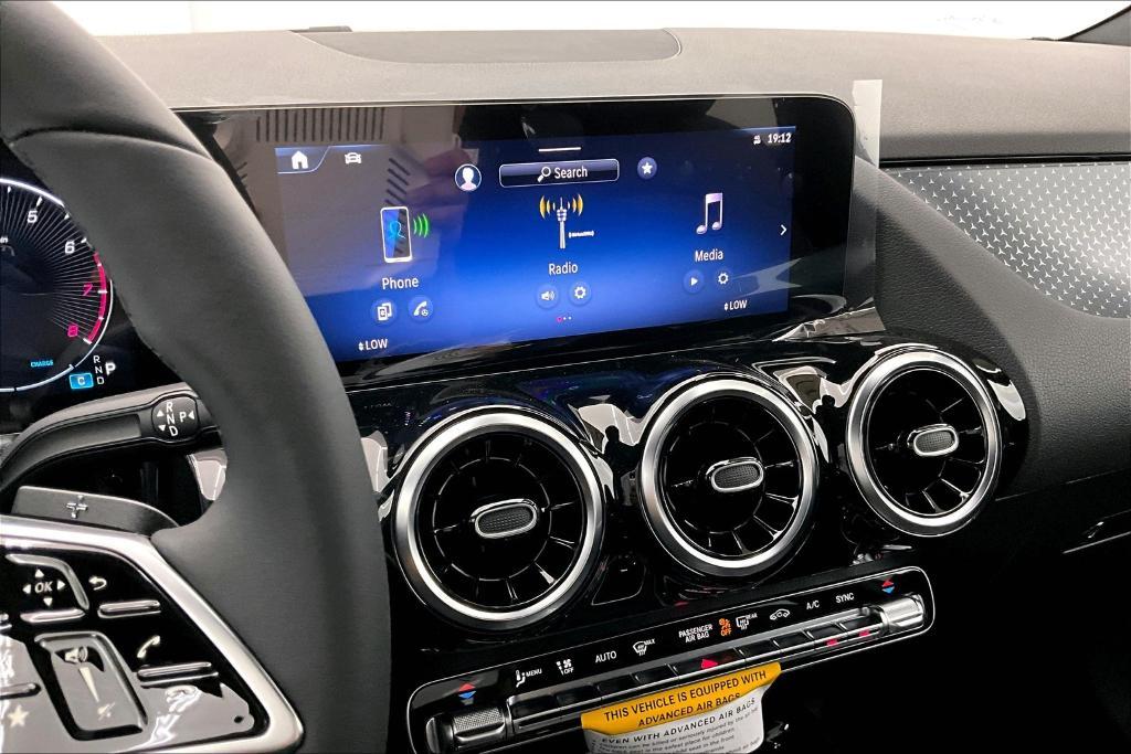 new 2026 Mercedes-Benz GLA 250 car, priced at $44,485