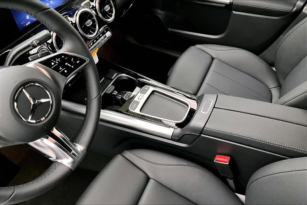 new 2026 Mercedes-Benz GLA 250 car, priced at $44,485