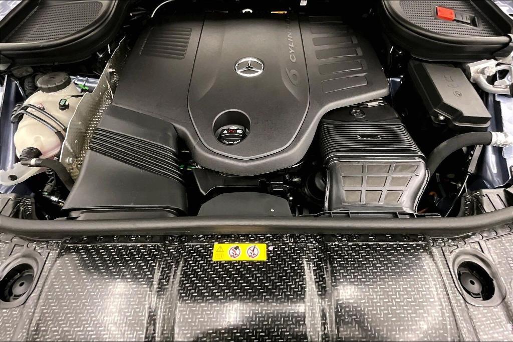 new 2026 Mercedes-Benz GLE 450 car, priced at $91,855