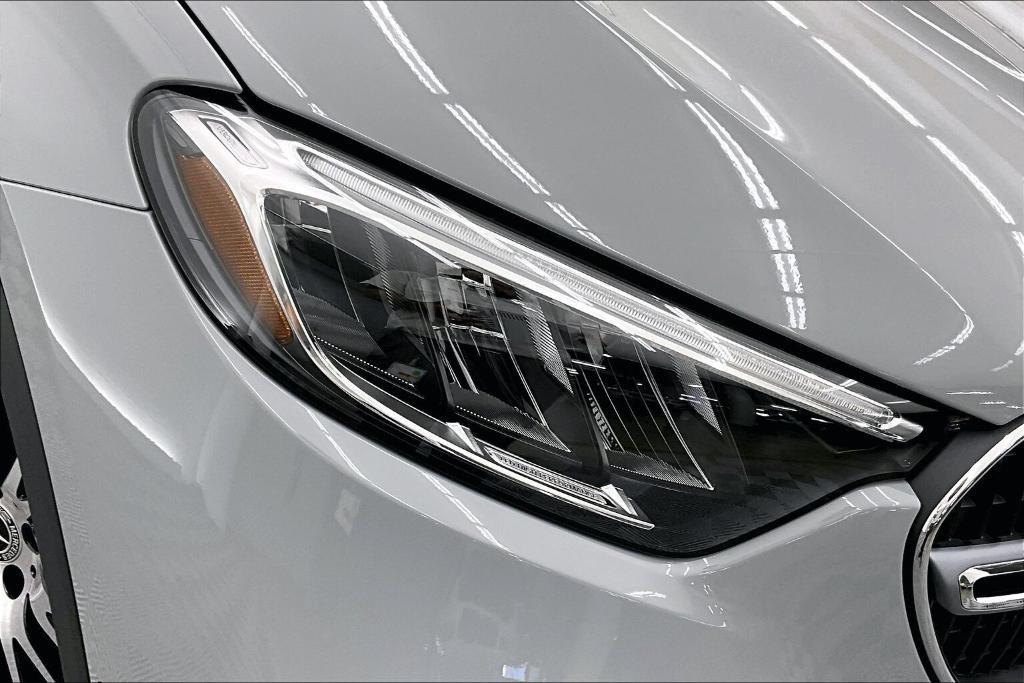 new 2026 Mercedes-Benz GLC 300 car, priced at $53,715