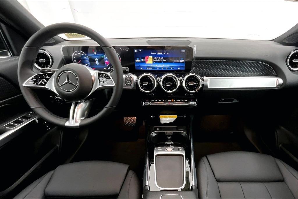 new 2026 Mercedes-Benz GLB 250 car, priced at $46,635