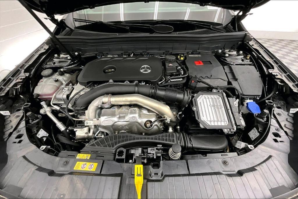 new 2026 Mercedes-Benz GLB 250 car, priced at $46,635