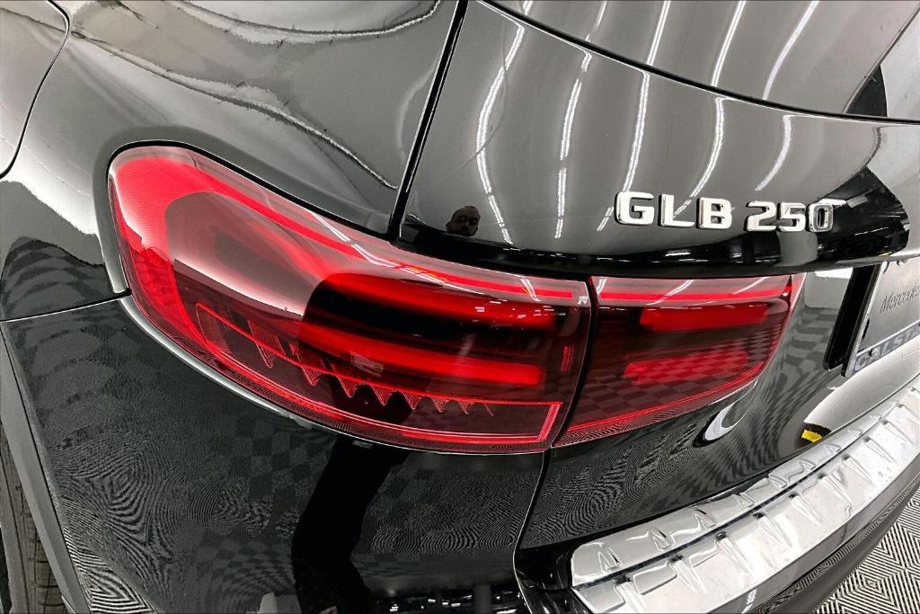 new 2026 Mercedes-Benz GLB 250 car, priced at $46,635