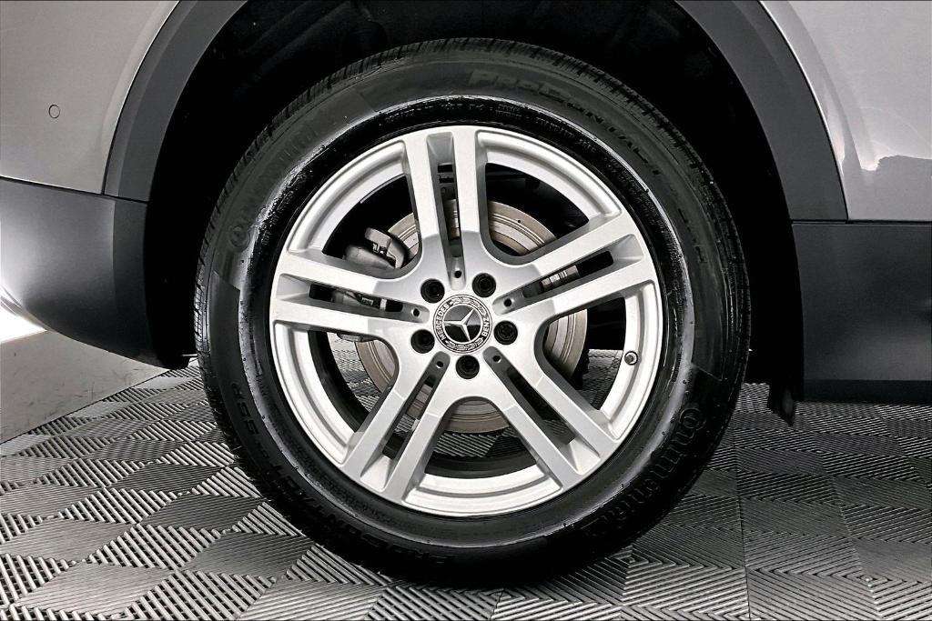 used 2023 Mercedes-Benz GLB 250 car, priced at $30,981