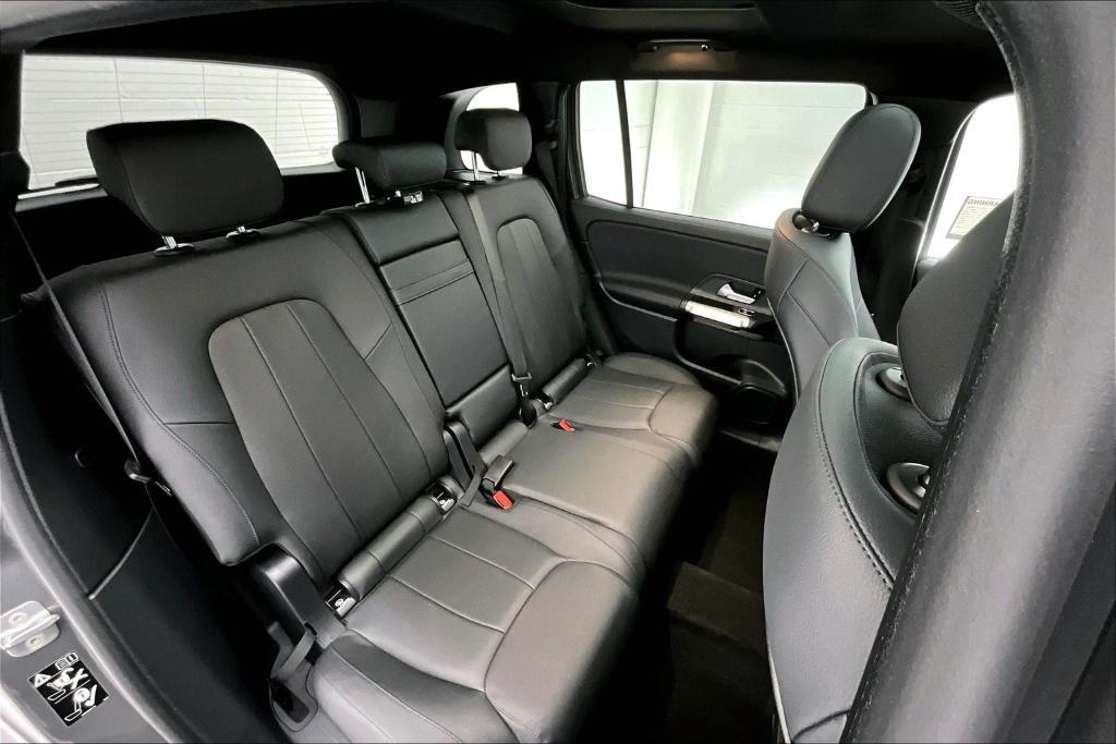 used 2023 Mercedes-Benz GLB 250 car, priced at $30,981