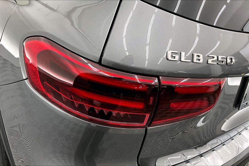 new 2026 Mercedes-Benz GLB 250 car, priced at $48,885