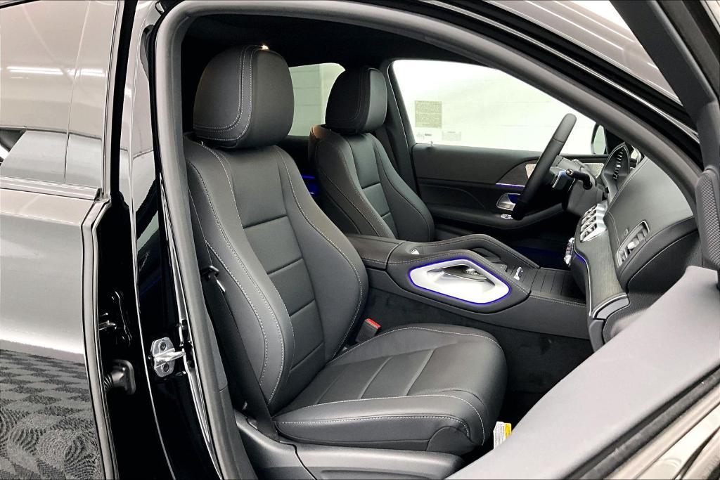 new 2026 Mercedes-Benz GLE 450 car, priced at $85,465