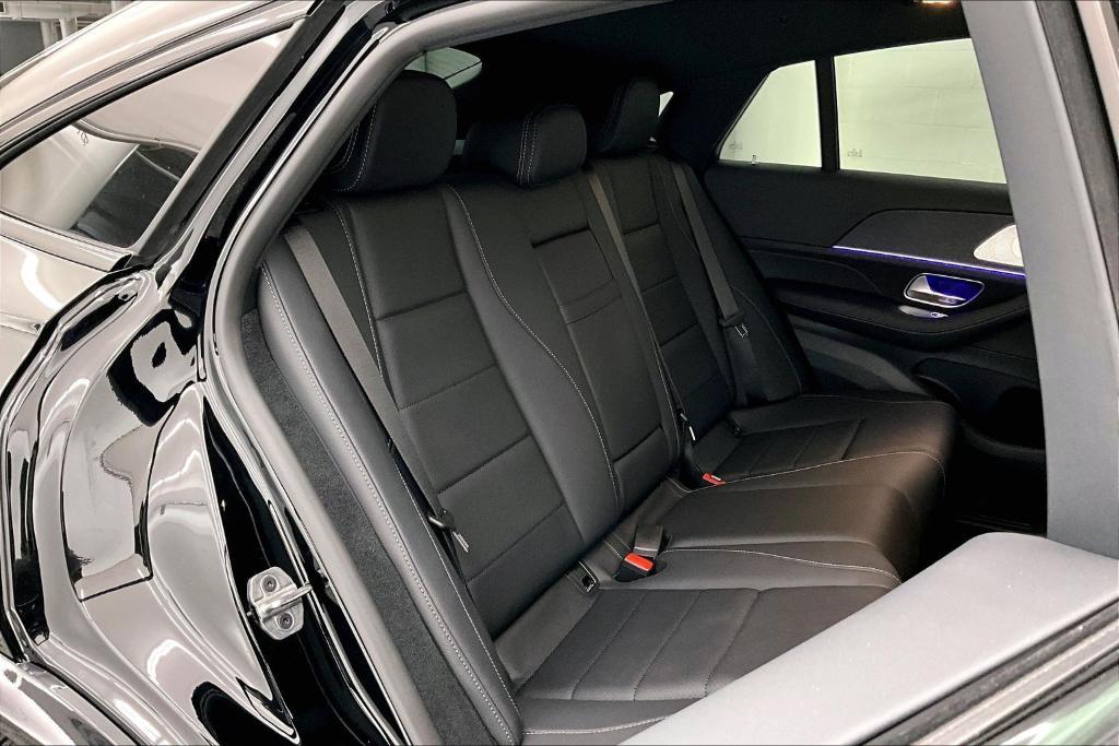new 2026 Mercedes-Benz GLE 450 car, priced at $85,465