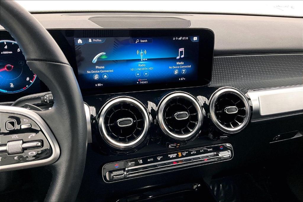 used 2022 Mercedes-Benz GLB 250 car, priced at $25,981