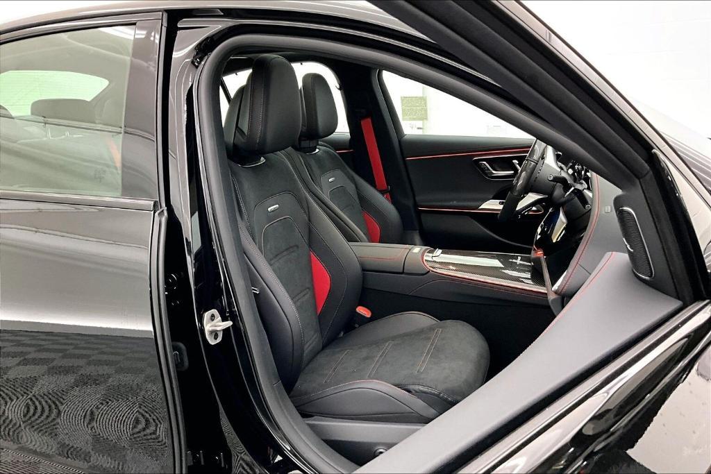 new 2026 Mercedes-Benz AMG E 53 car, priced at $100,595