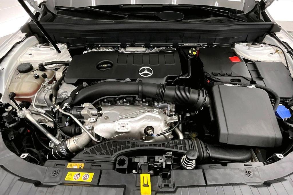 used 2023 Mercedes-Benz GLB 250 car, priced at $30,981