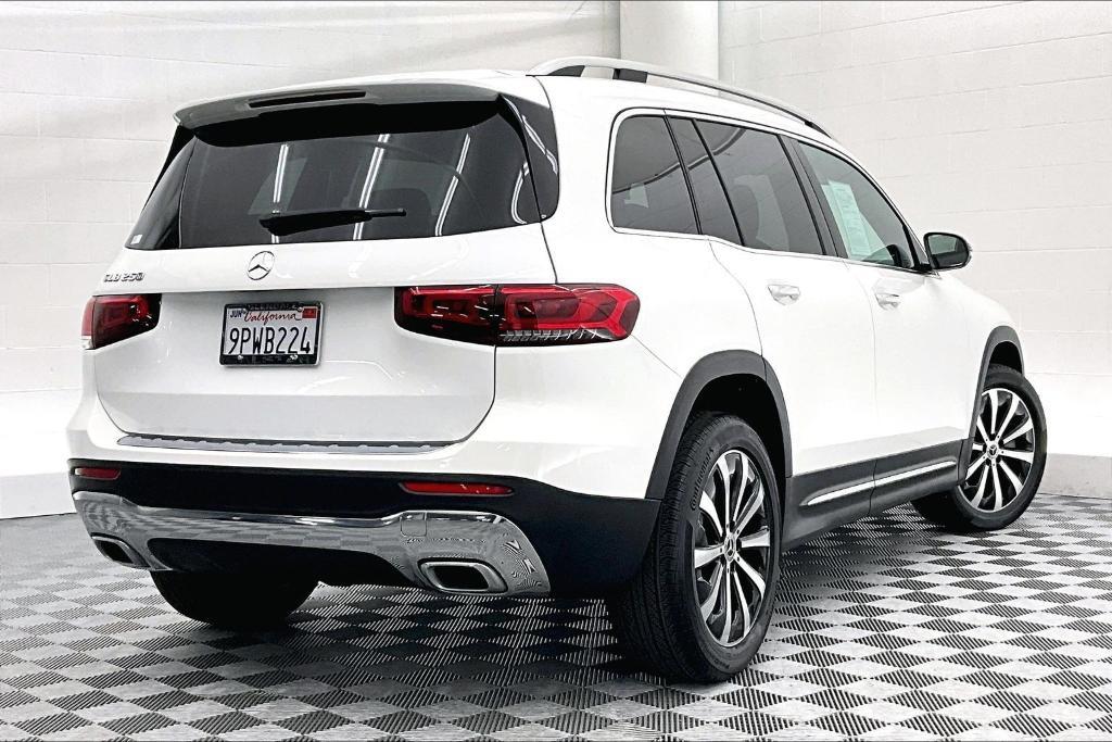 used 2023 Mercedes-Benz GLB 250 car, priced at $30,981