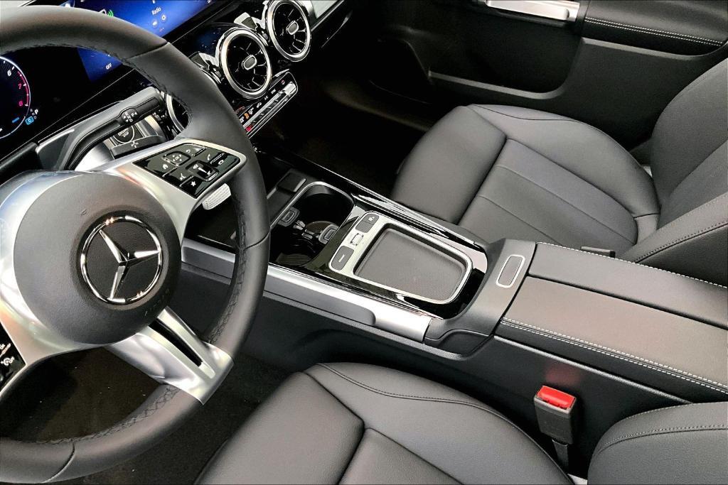 new 2026 Mercedes-Benz GLB 250 car, priced at $48,135