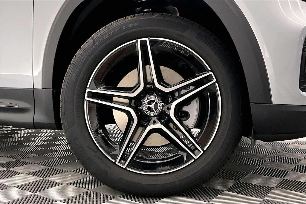 new 2026 Mercedes-Benz GLB 250 car, priced at $48,035