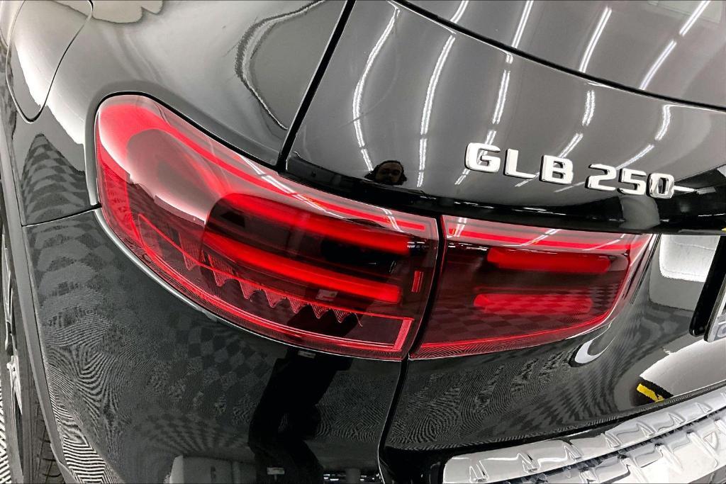 new 2026 Mercedes-Benz GLB 250 car, priced at $45,785