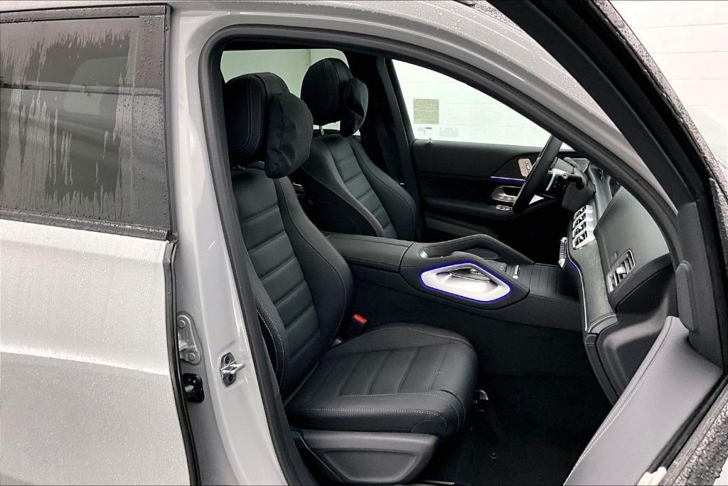 new 2026 Mercedes-Benz GLS 580 car, priced at $124,330