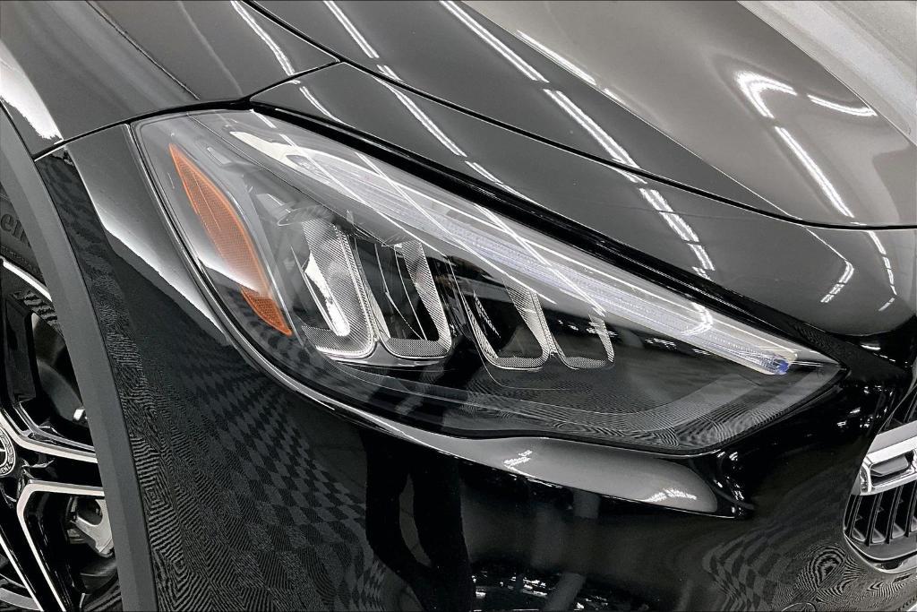 new 2026 Mercedes-Benz GLA 250 car, priced at $44,385