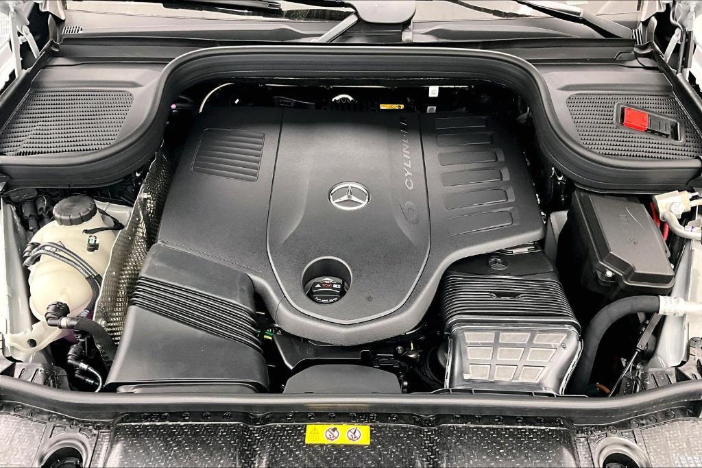 new 2026 Mercedes-Benz GLS 450 car, priced at $101,830