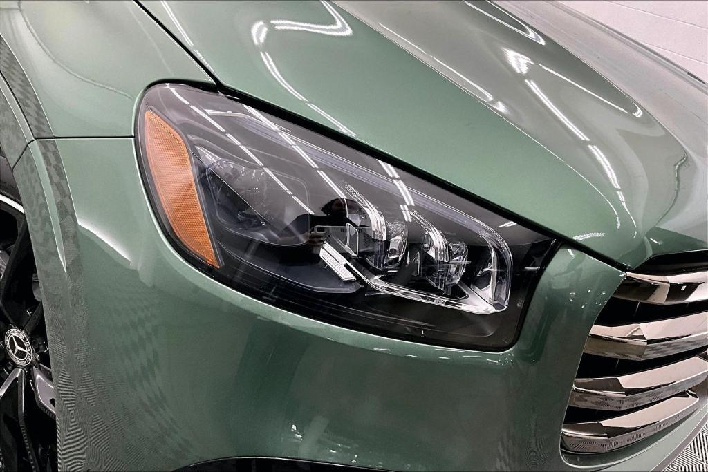 new 2026 Mercedes-Benz GLS 450 car, priced at $107,620