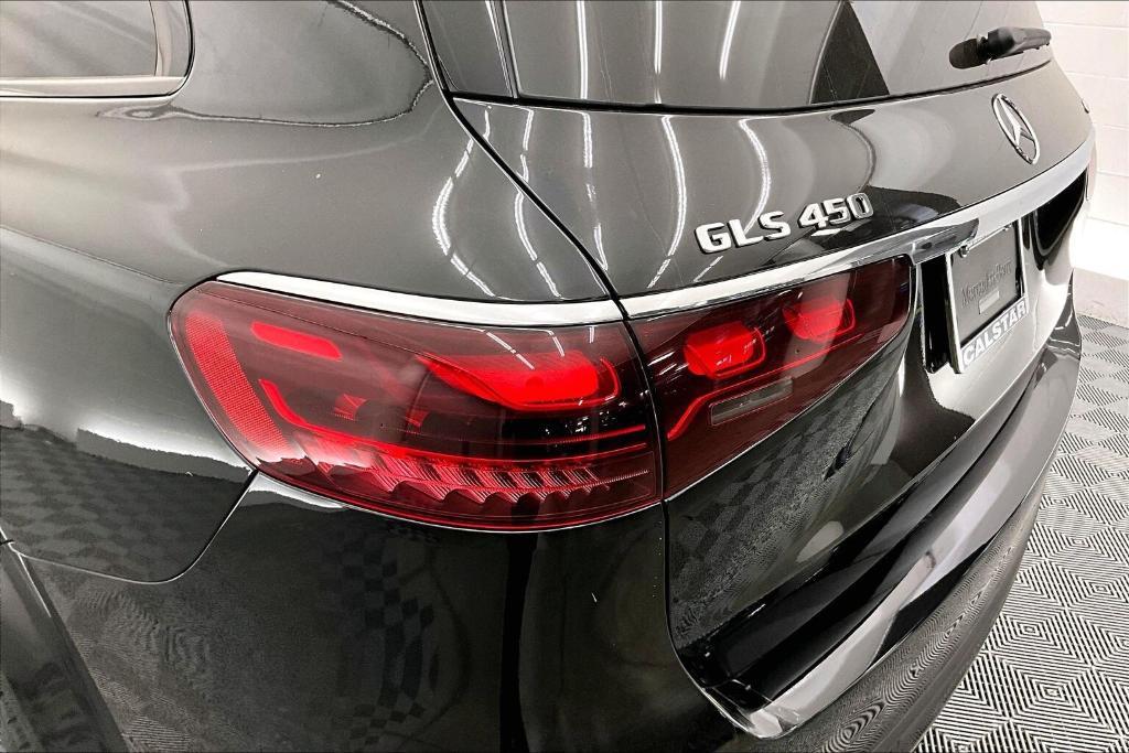 new 2026 Mercedes-Benz GLS 450 car, priced at $96,890