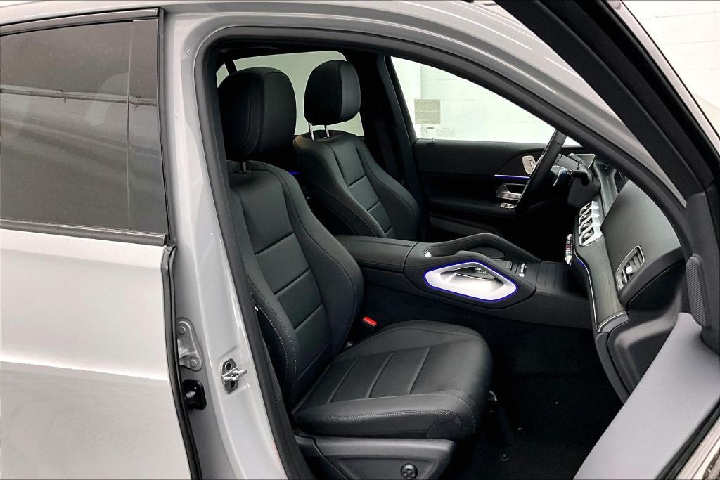 new 2026 Mercedes-Benz GLE 450 car, priced at $81,030