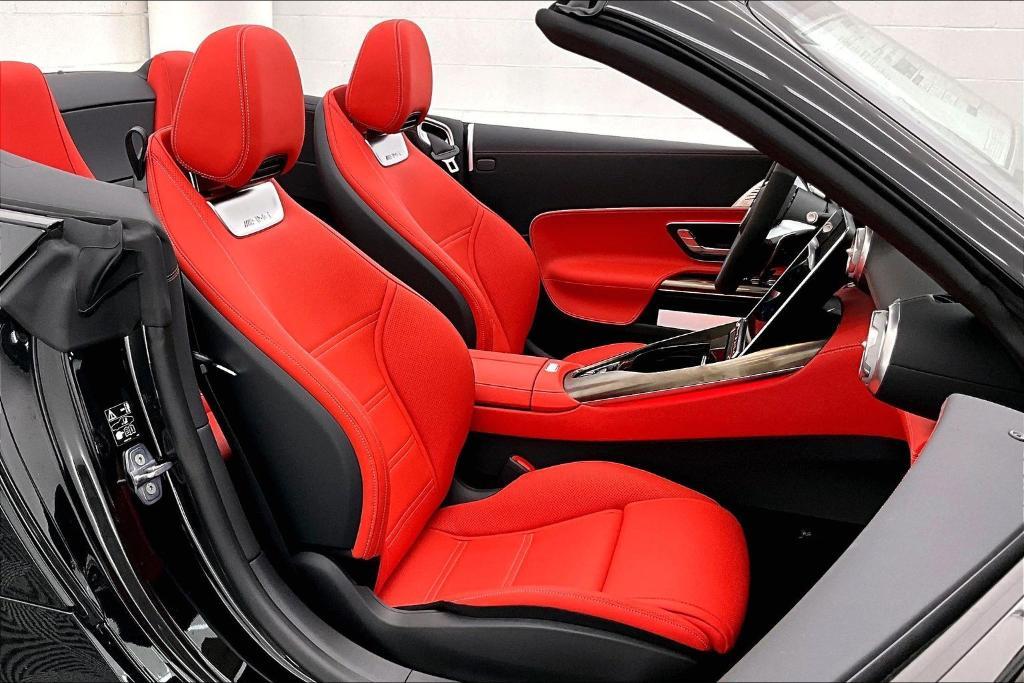 new 2026 Mercedes-Benz AMG SL 43 car, priced at $122,715