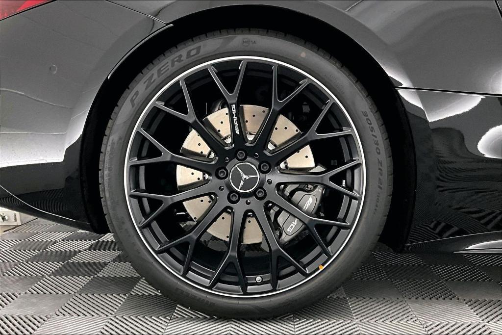new 2026 Mercedes-Benz AMG SL 43 car, priced at $122,715