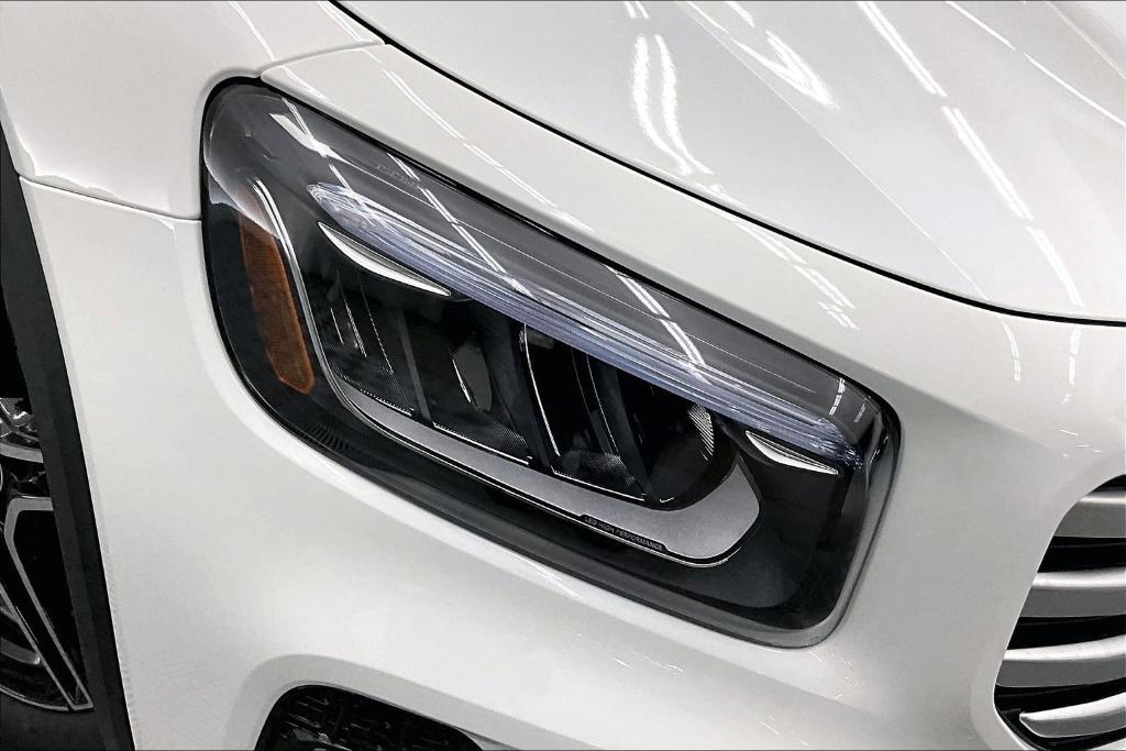 new 2026 Mercedes-Benz GLB 250 car, priced at $47,040