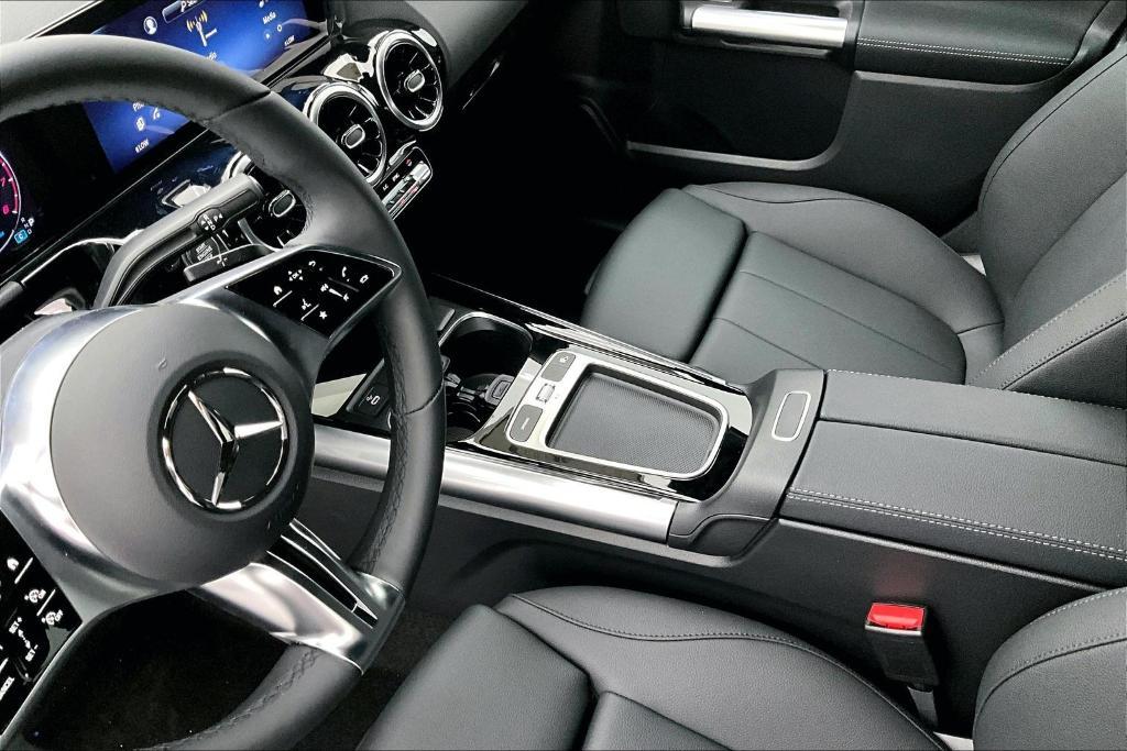 new 2026 Mercedes-Benz GLA 250 car, priced at $42,965