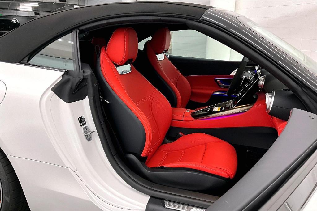 new 2026 Mercedes-Benz AMG SL 43 car, priced at $129,215