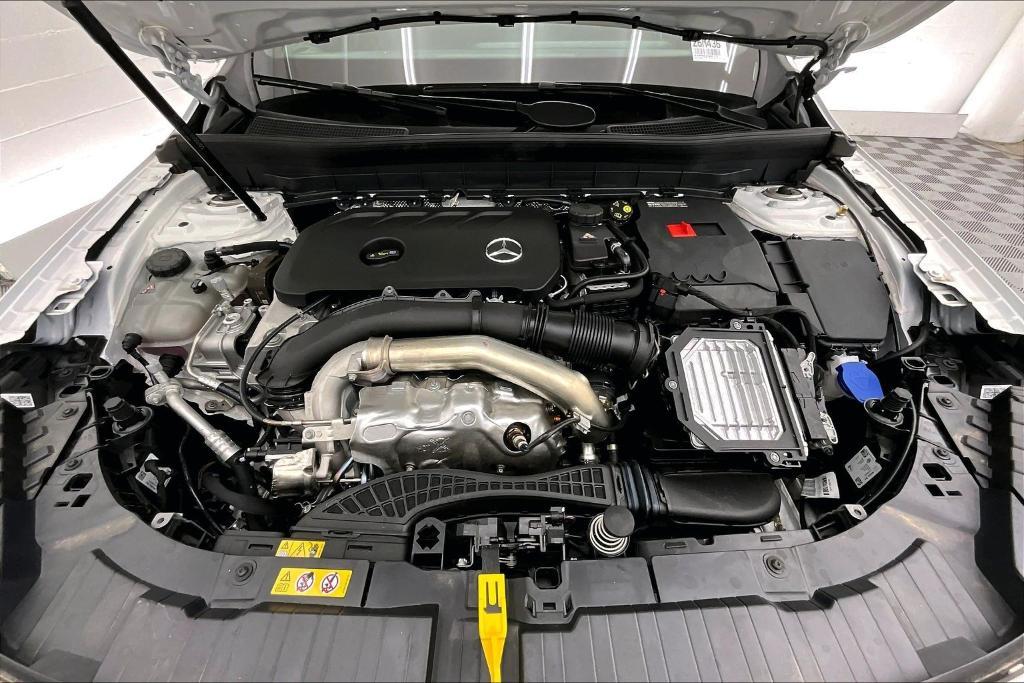 new 2026 Mercedes-Benz GLB 250 car, priced at $45,785