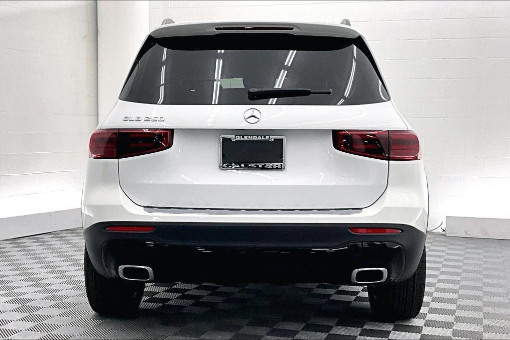 new 2026 Mercedes-Benz GLB 250 car, priced at $45,785