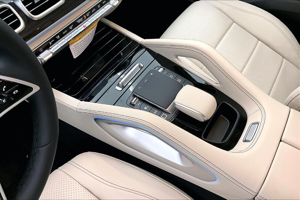 new 2026 Mercedes-Benz GLE 450 car, priced at $78,570