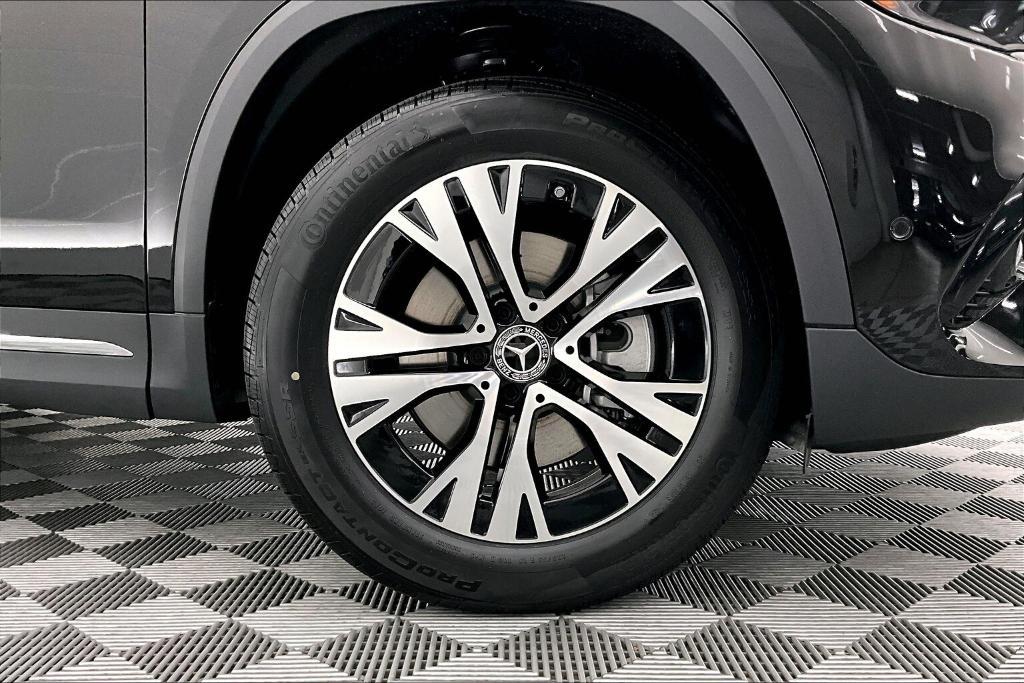 new 2025 Mercedes-Benz GLA 250 car, priced at $45,845