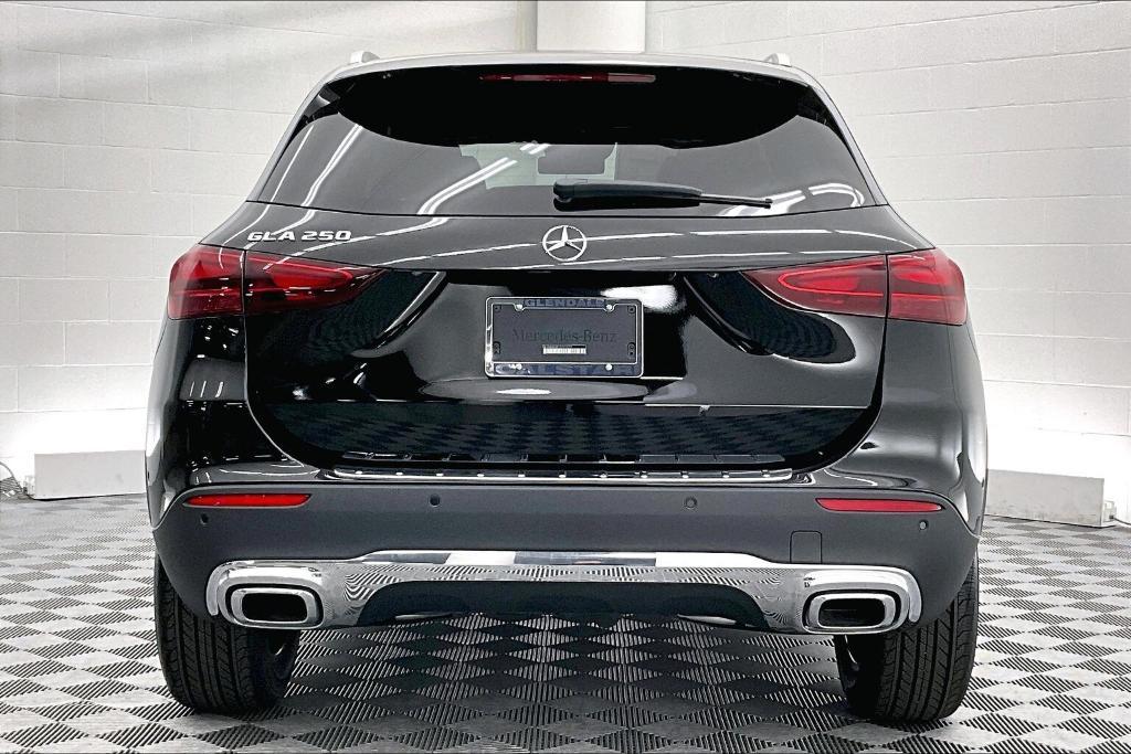 new 2025 Mercedes-Benz GLA 250 car, priced at $45,845