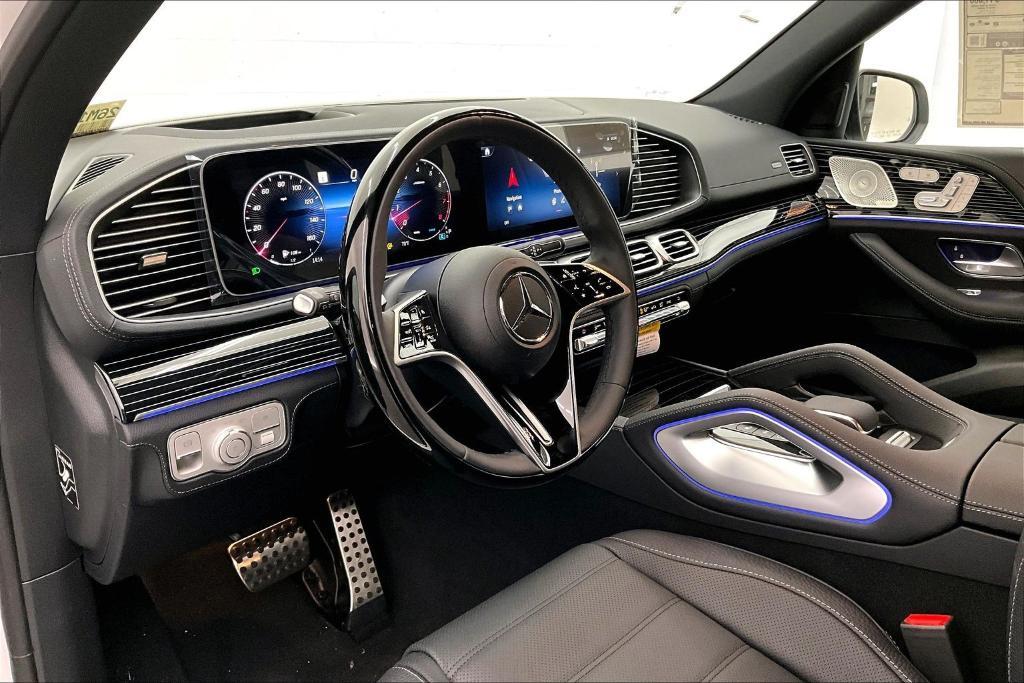 new 2026 Mercedes-Benz GLS 580 car, priced at $123,370