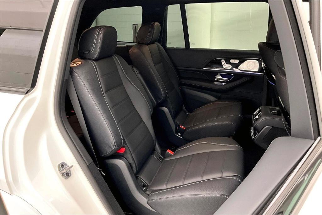 new 2026 Mercedes-Benz GLS 580 car, priced at $123,370
