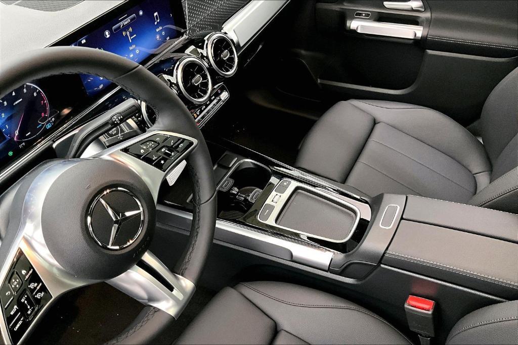 new 2026 Mercedes-Benz GLB 250 car, priced at $48,135