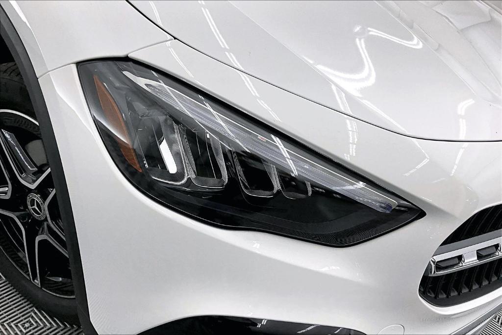 new 2026 Mercedes-Benz GLA 250 car, priced at $45,210