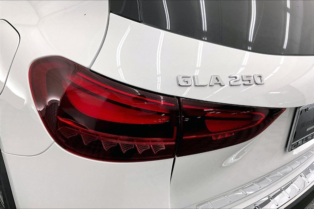 new 2026 Mercedes-Benz GLA 250 car, priced at $45,210