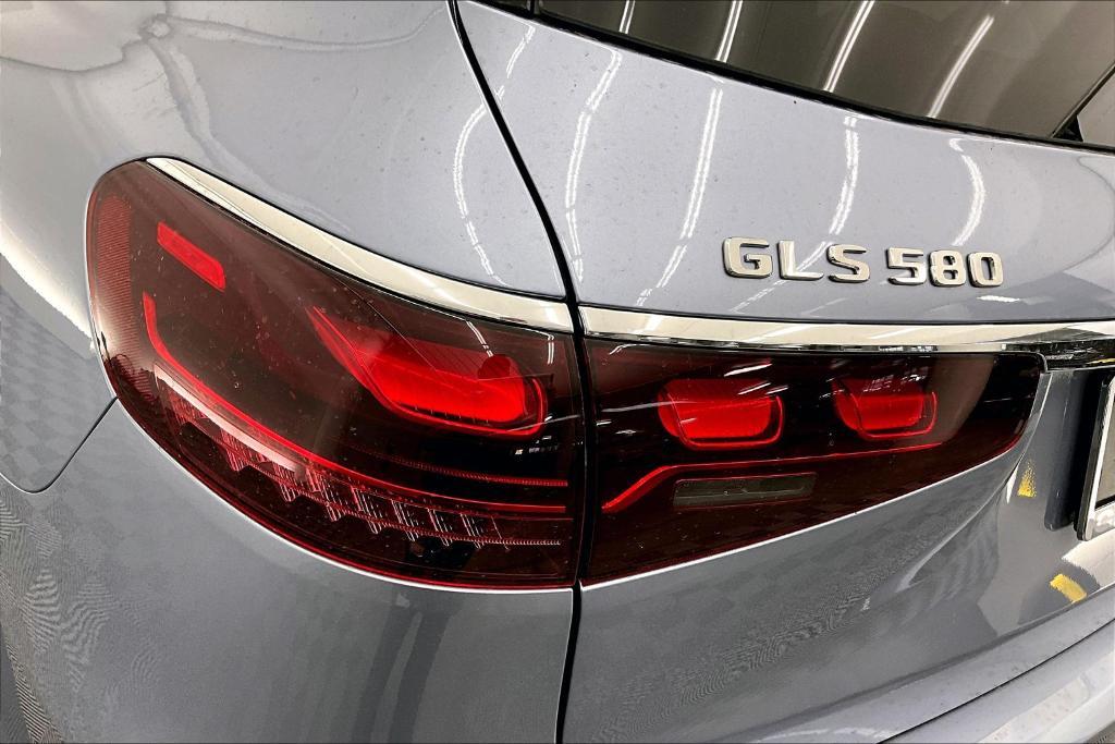 new 2026 Mercedes-Benz GLS 580 car, priced at $129,770