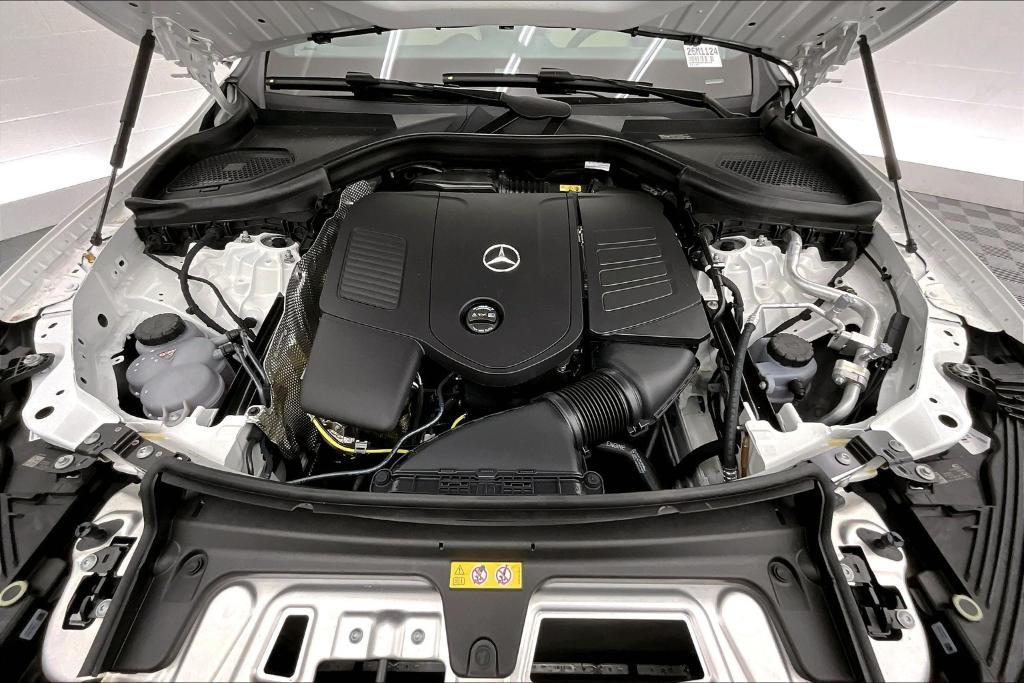 new 2025 Mercedes-Benz GLC 300 car, priced at $54,735