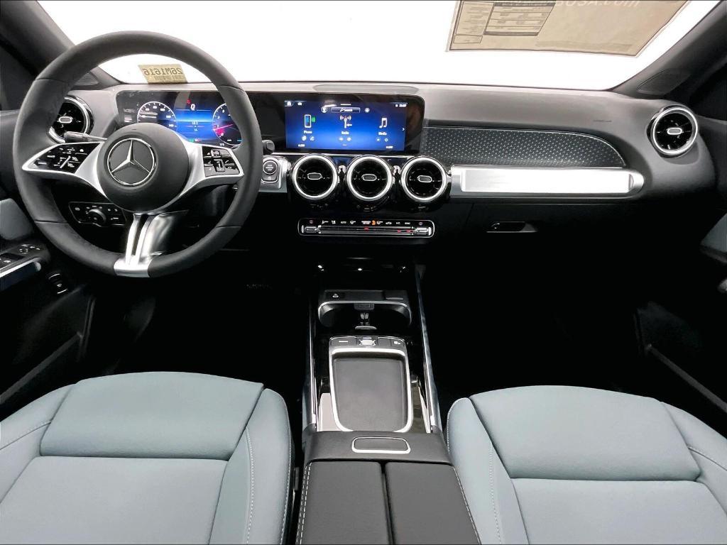 new 2026 Mercedes-Benz GLB 250 car, priced at $45,185