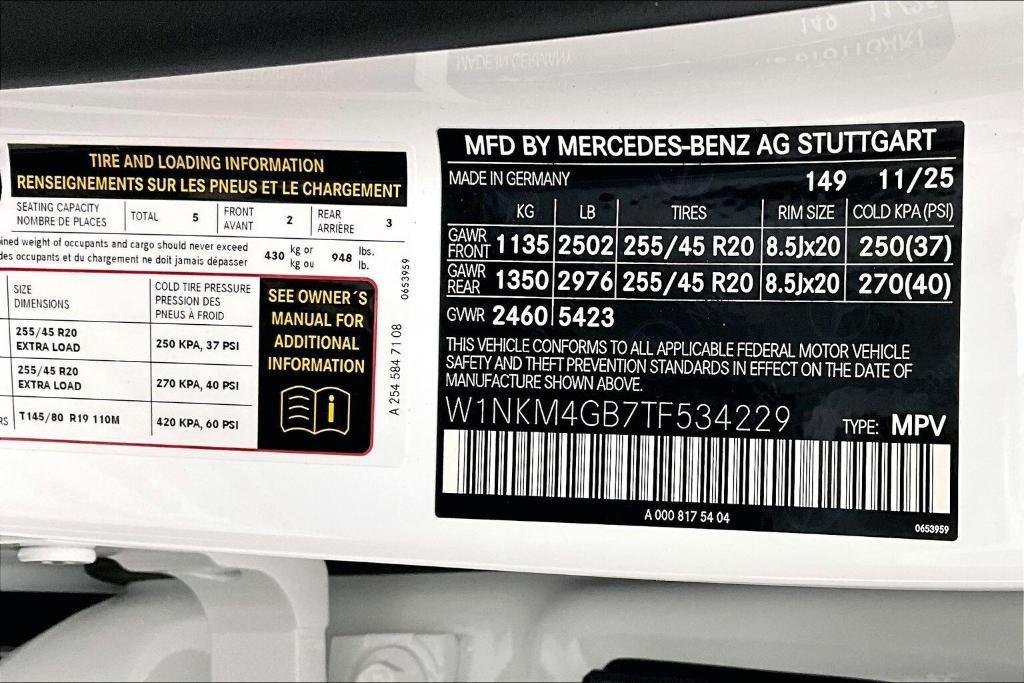 new 2026 Mercedes-Benz GLC 300 car, priced at $52,735