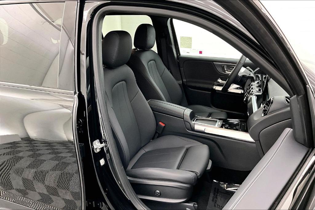 used 2026 Mercedes-Benz GLB 250 car, priced at $39,398