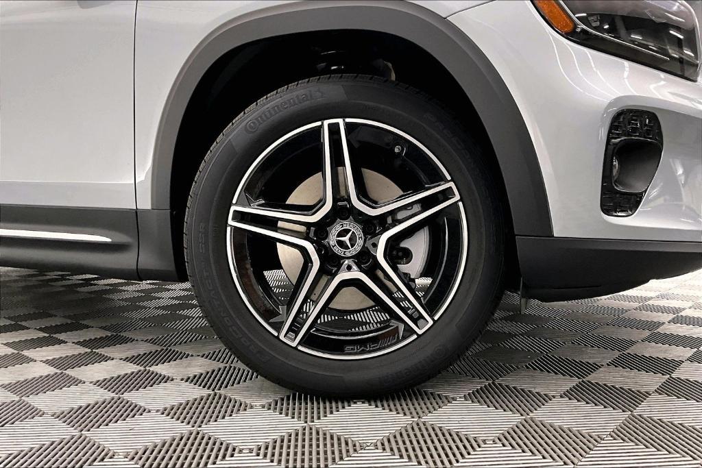 new 2026 Mercedes-Benz GLB 250 car, priced at $48,685